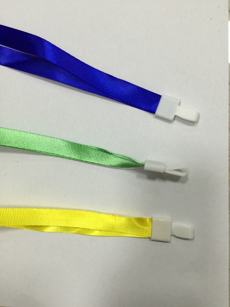 1.5CM塑料一体扣挂绳